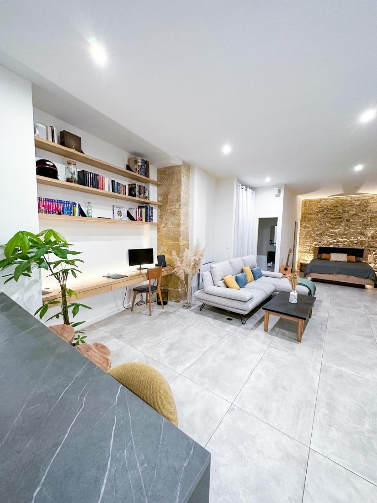 Appartement Loft Atypique Au Coeur De Montpellier